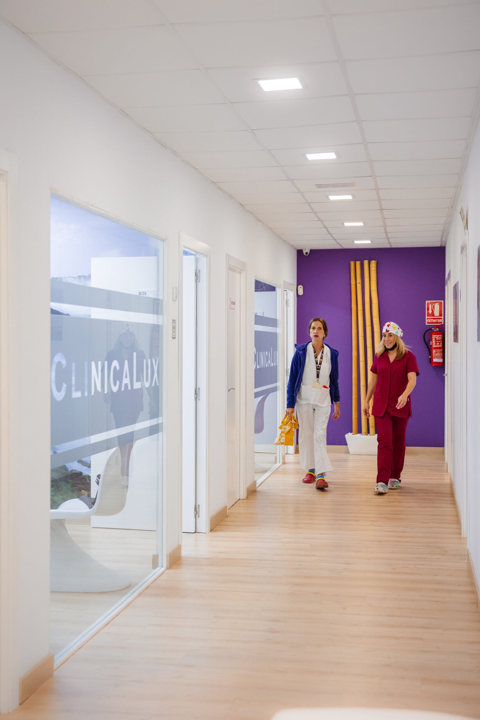 Experiencia cómoda en implantes dentales en Clínica Lux Valencia
